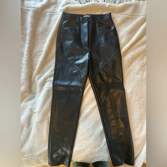 Aritzia Wilfred rebel vegan leather pants - Picture 3 of 4